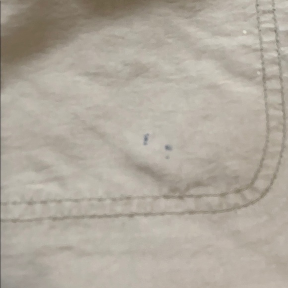 Columbia Khaki Shorts - Picture 5 of 5